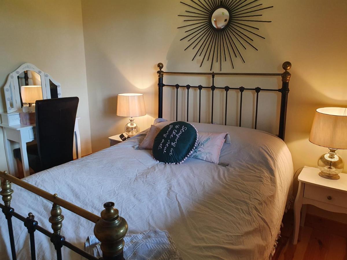 לינה וארוחת בוקר Carrick on Shannon Hillcrest House מראה חיצוני תמונה