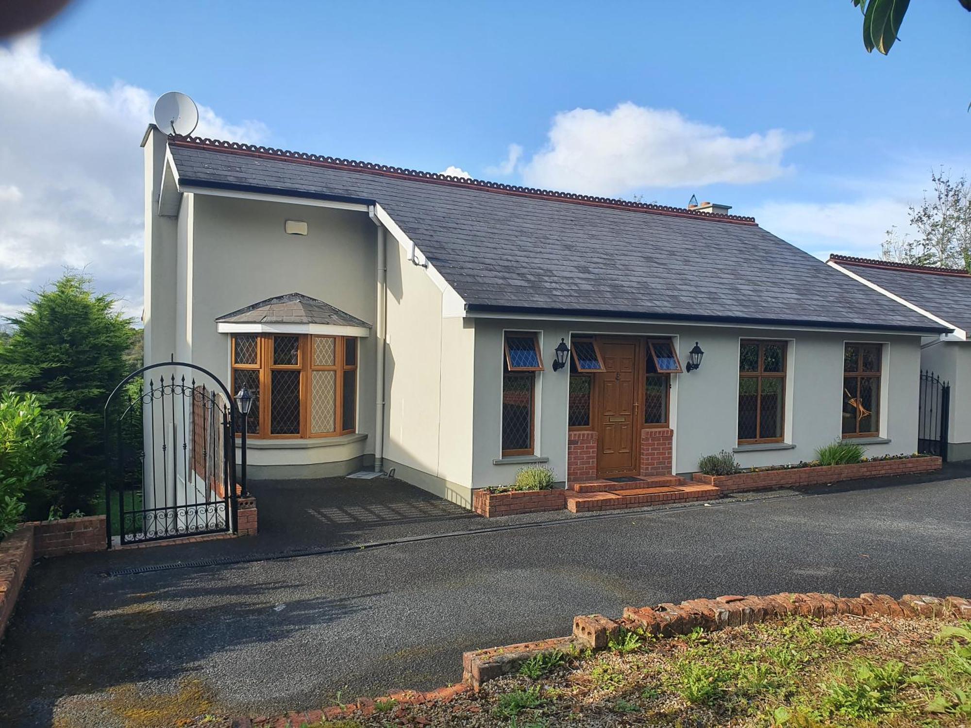 לינה וארוחת בוקר Carrick on Shannon Hillcrest House מראה חיצוני תמונה